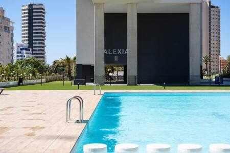 Apartamento De 3 Dormitorios Piscina Y Parking Calpe Exterior foto