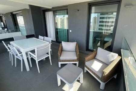 Apartamento De 3 Dormitorios Piscina Y Parking Calpe Exterior foto
